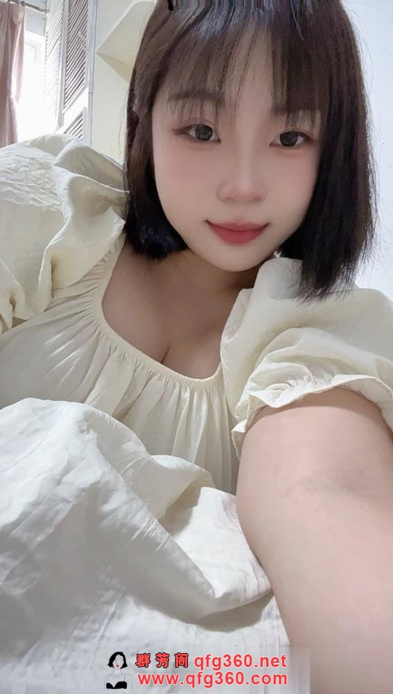 213000fb4v71bhmfm7b3d0 (2).jpg